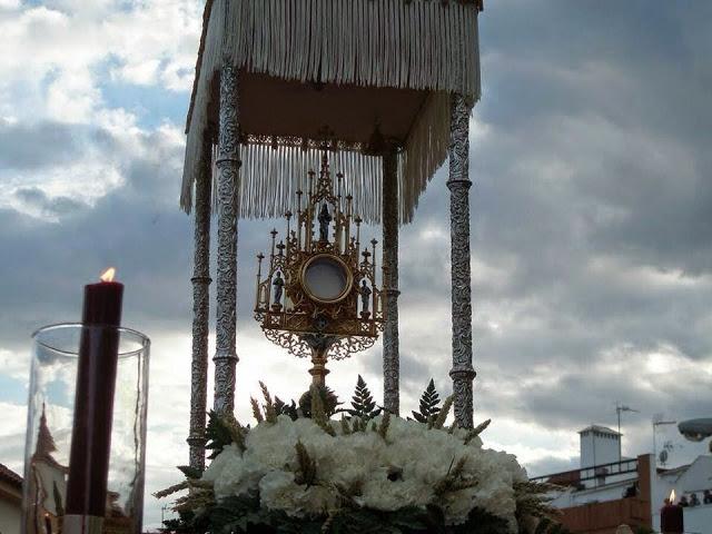 Llamamiento de la Hermandad de la Agonía a su barrio gentedepaz1940.blogspot.com.es/2015/06/llamam… <a href="/JuventudAgonia/">Juventud Agonia</a> @BCTsaludcordoba