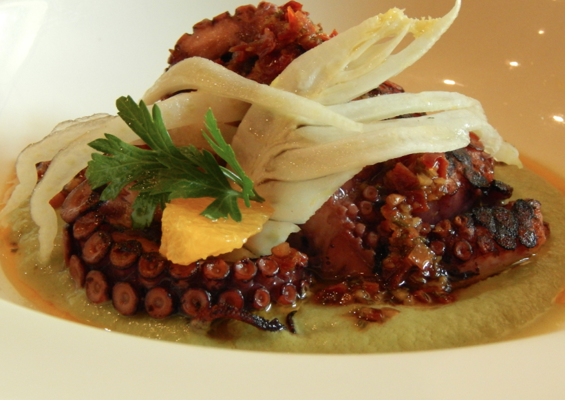 SD26NY's tweet photo. Dinner is served, #NYC! Grilled baby #octopus over fennel and a rosemary sun-dried #tomato gremolata. http://t.co/ye2ol0YRFz