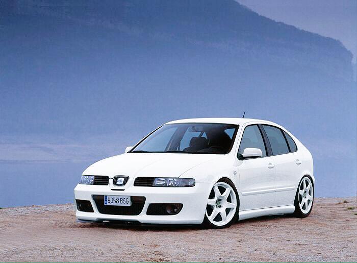 leon_rally's tweet photo. Precioso y sencillo #Seat #Leon #Cupra #V6 T #VAG #Germany http://t.co/hiGRwSlDil