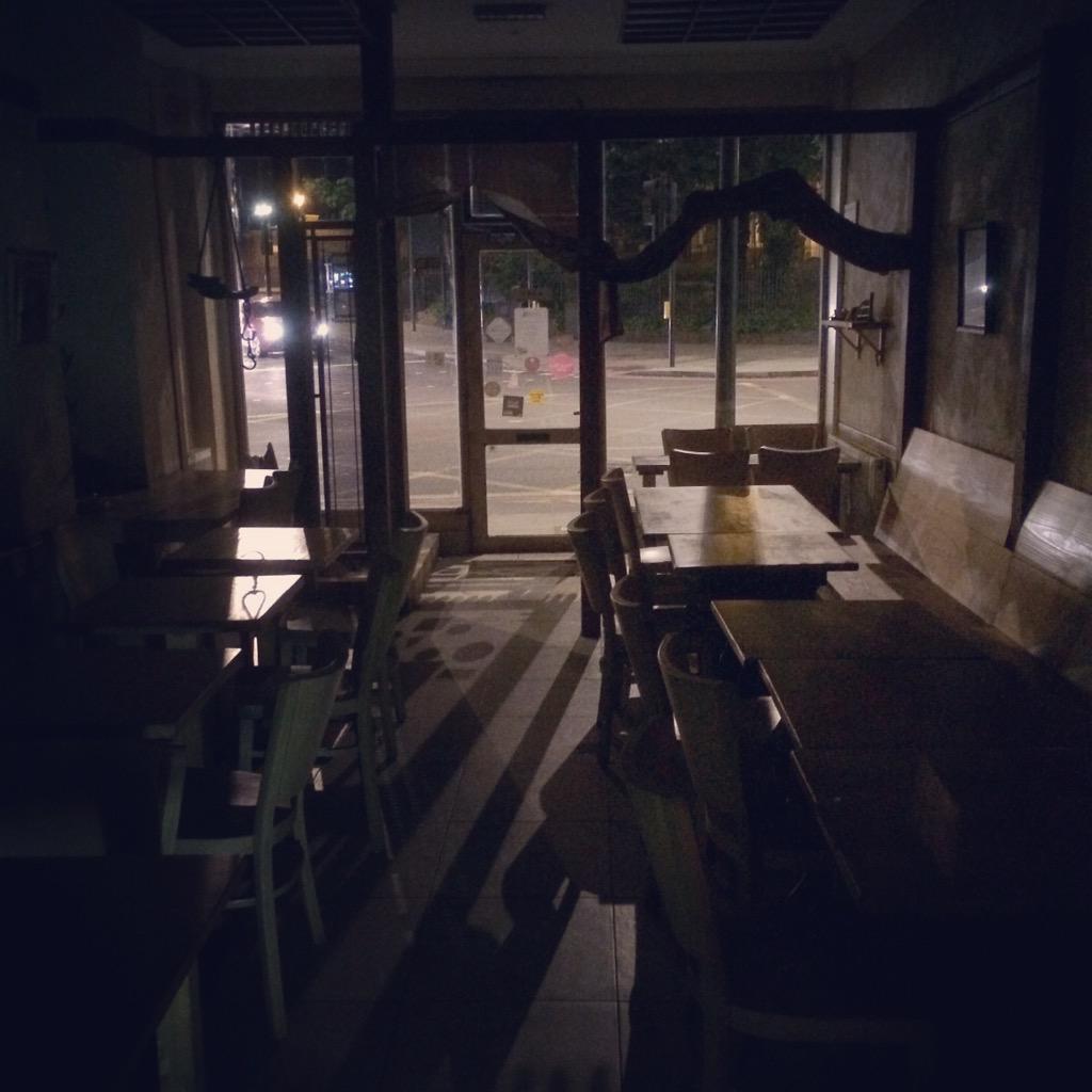 itadakizenzen's tweet photo. Good night,have a drink on me ItadakiZen!! http://t.co/Cg0d3BiyfR