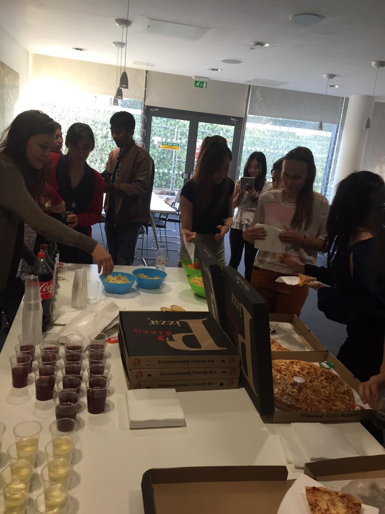 kitchandswitch's tweet photo. Great party tonight with Wood Lane students! Amazing PEOPLE !#kitch&amp;switch#event#woodlane#great#party#students#foods http://t.co/c2J8BKSxWh