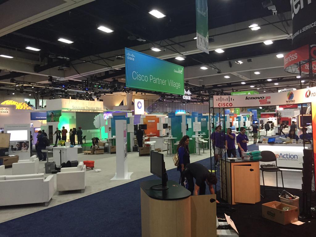 MG_Netformx's tweet photo. That's a wrap. Thanks you @Netformx for the opportunity to experience #CiscoLive2015 The HUB will succeed! http://t.co/rQkPgCg94G