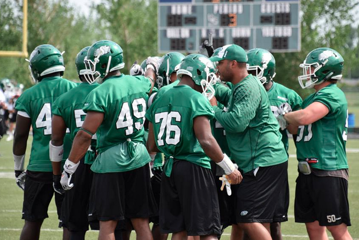 sskroughriders's tweet photo. Linebackers Coach Tyrone Pettaway giving his pep talk before this afternoon's practice #RidersTC15 http://t.co/kEuLg34sLg