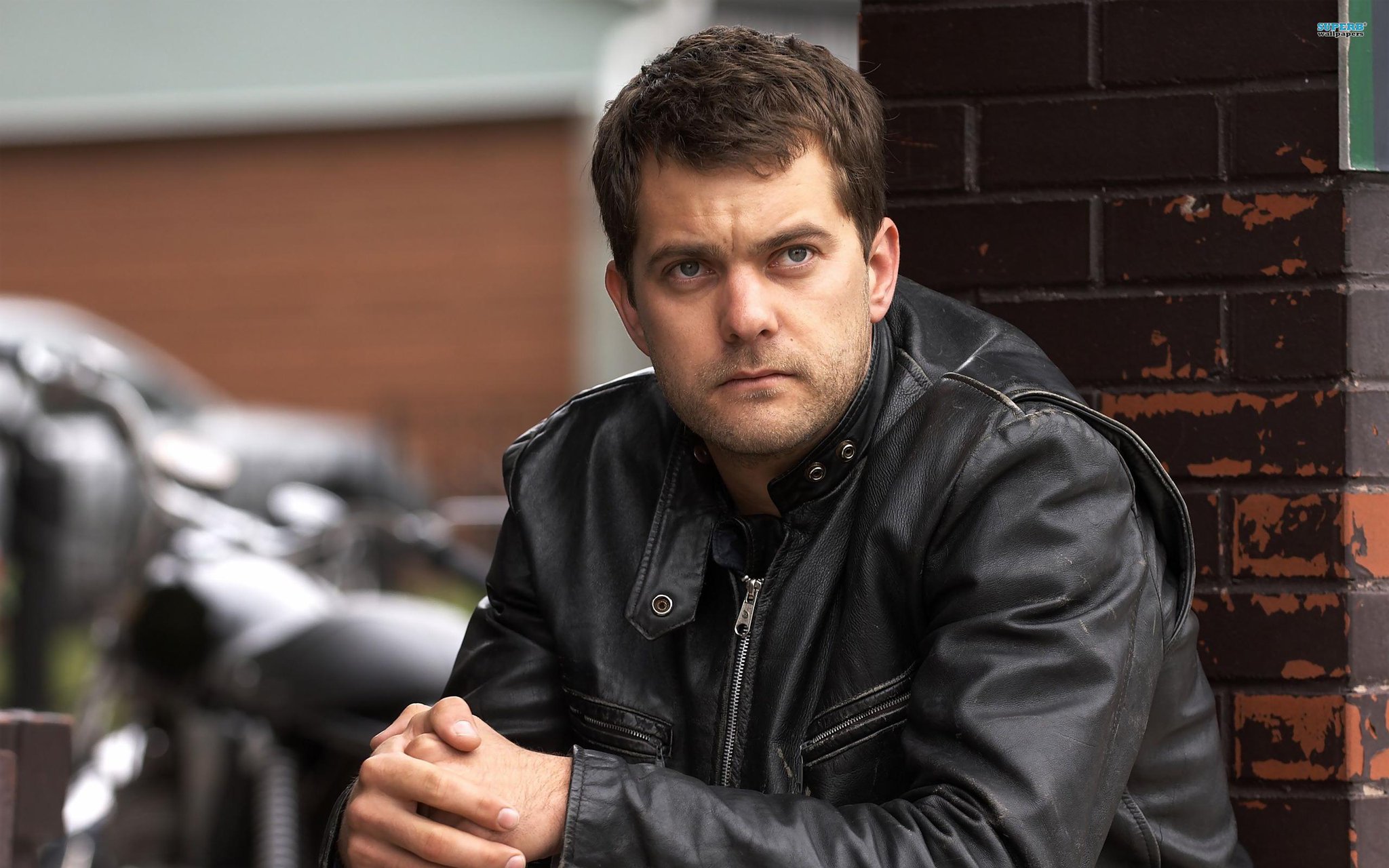 To wish Joshua Jackson a Happy Birthday! 