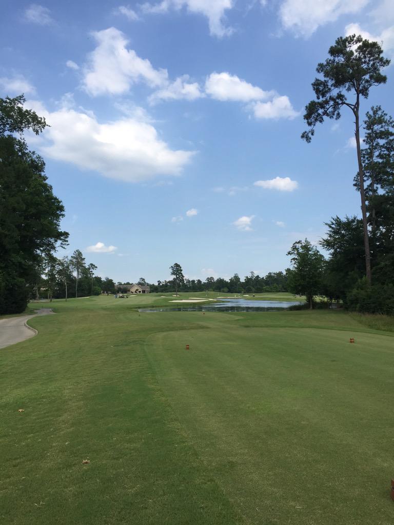 Hole #27 on the day!  Thought about going to do some work, then quickly came to my senses and decided to play more!