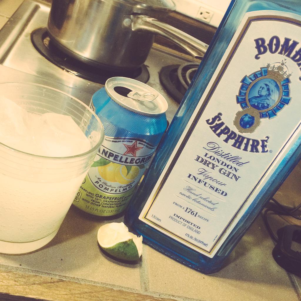WakeUpColl's tweet photo. Got a handle of Bombay Sapphire for my birthday last year and just finished it off 🍸❤️⭐️ Almost time for a new one 🎉 http://t.co/efhzPKvKdH