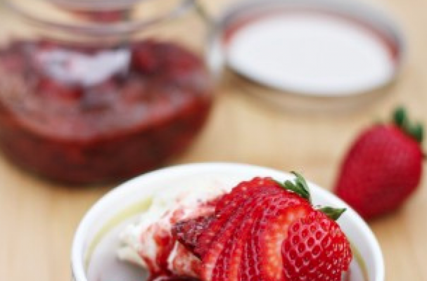 StrawberryFest2's tweet photo. #strawberryseason try a roasted strawberry sundae check out a recipe via @foodista #StrawberryFestival http://t.co/u7pMgxLYWu