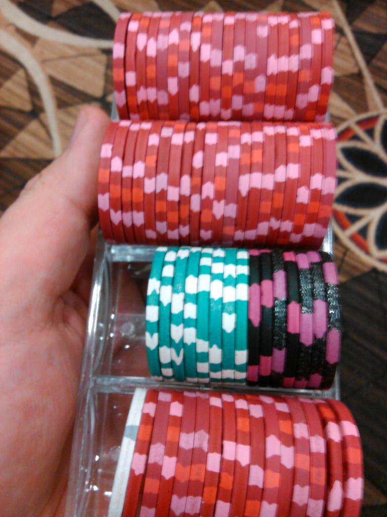 JAWSPLO's tweet photo. In for 400, out for $1176 not the worst day ever http://t.co/fDrYbz4Mts