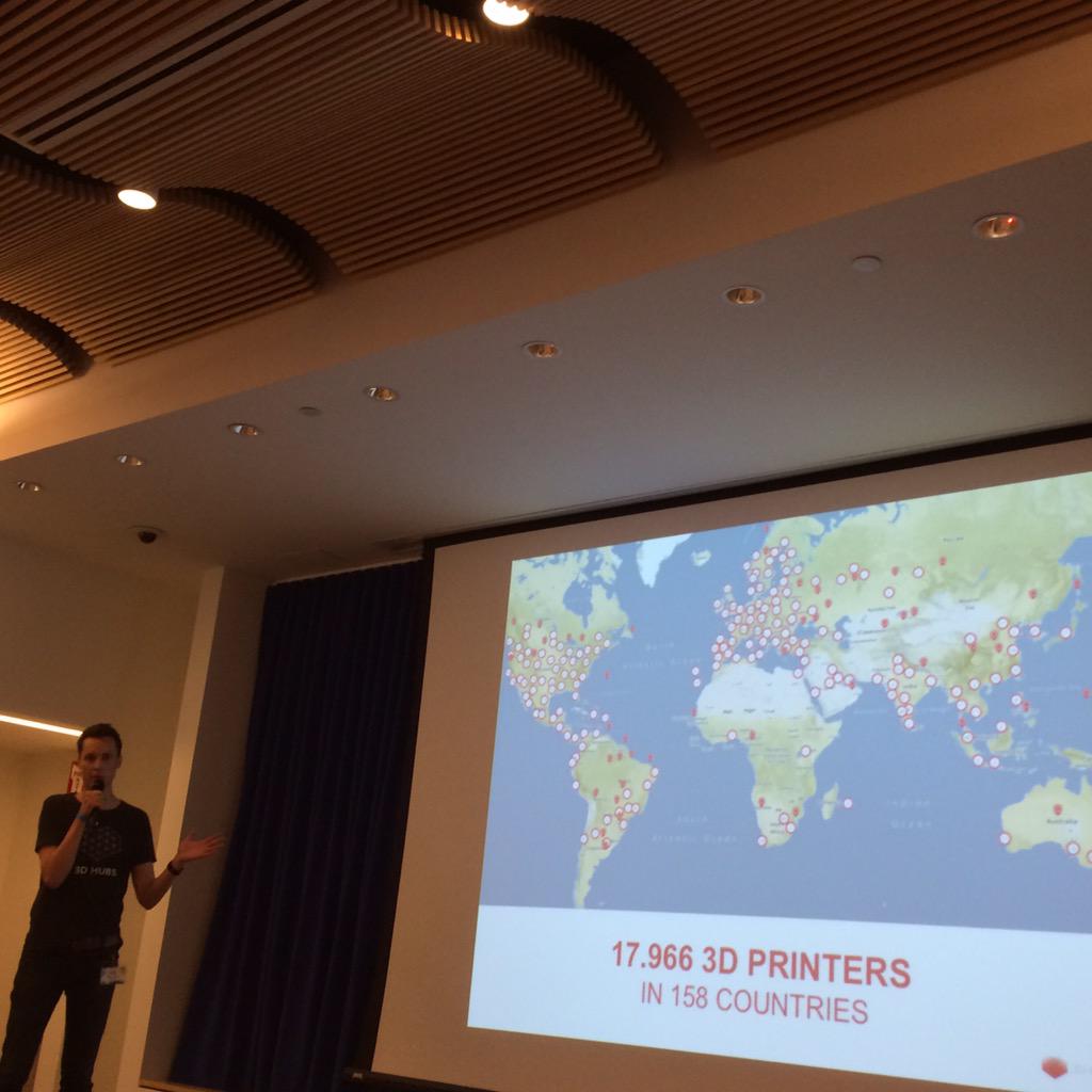 IgniteGotham's tweet photo. Allowing for a different future of production. @briangarret of @3DHubs #ignitegotham http://t.co/7mNIDS4kFV