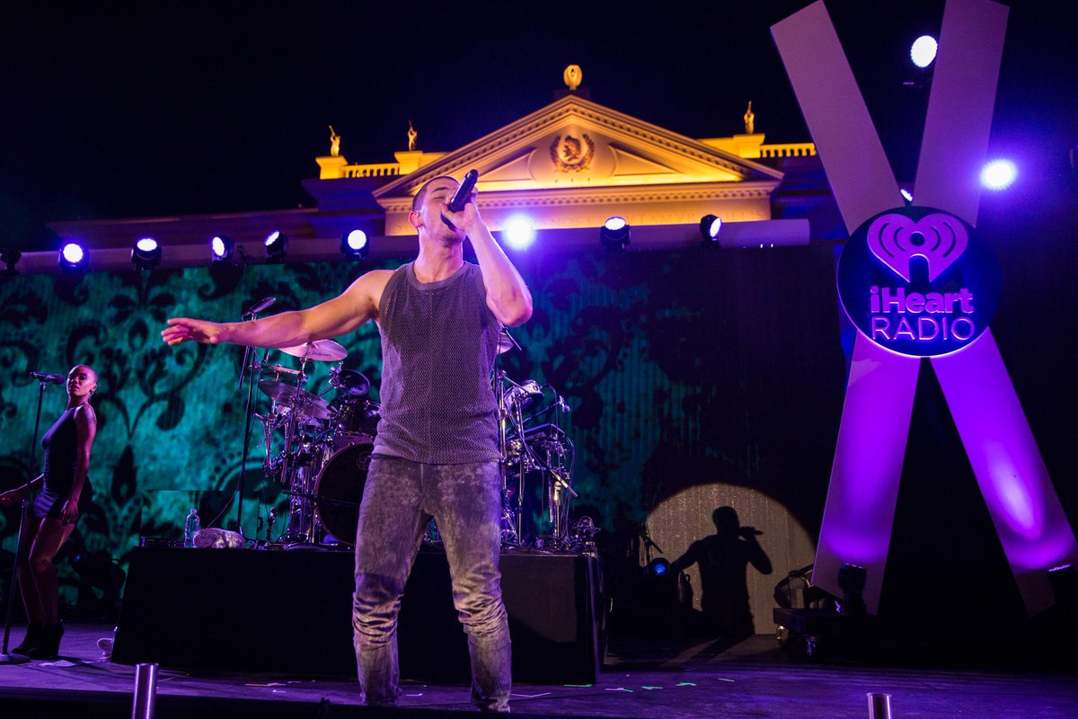 Nick Jonas tweet media