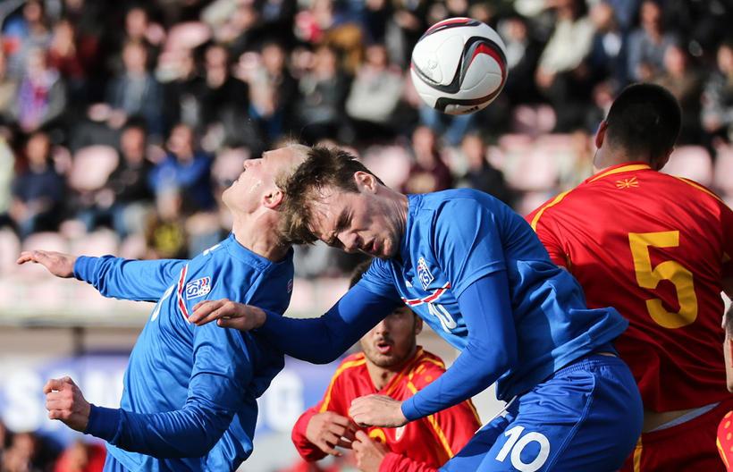 Zajkov involved in a jumping duel; photo: mbl.is Zajkov involved in a jumping duel; photo: mbl.is
