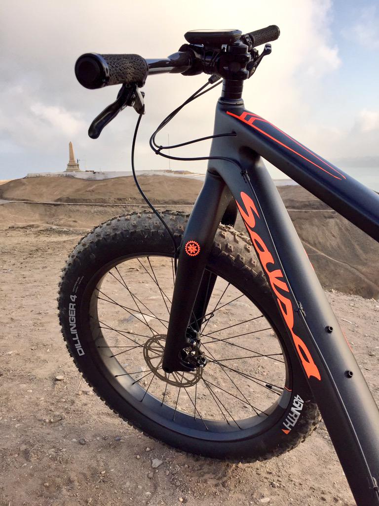 NJochamowitz's tweet photo. Con mi @salsacycles  Beargrease en el morro 👍🏼💪🏼😄 http://t.co/n20xj6USsE