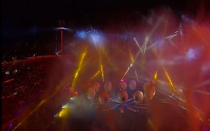 marca's tweet photo. Impresionante el acto inaugural de #Chile2015. Desde la 1:30 el Chile-Ecuador EN DIRECTO aquí http://t.co/OG0IAFrhqx http://t.co/KE92sKEyBw