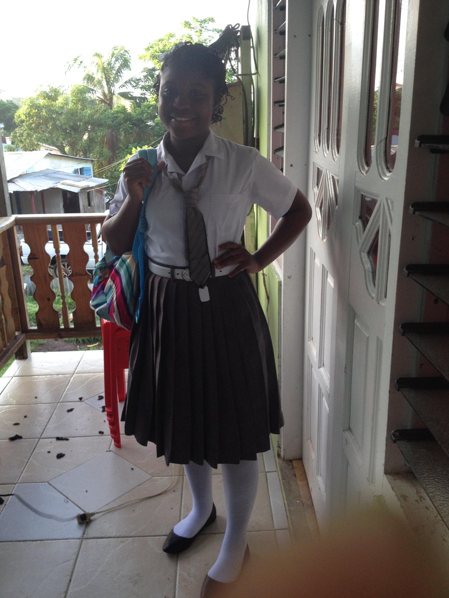 darry_peters's tweet photo. when ah was goin to form 5.......good memories http://t.co/GJm9j6S3JU