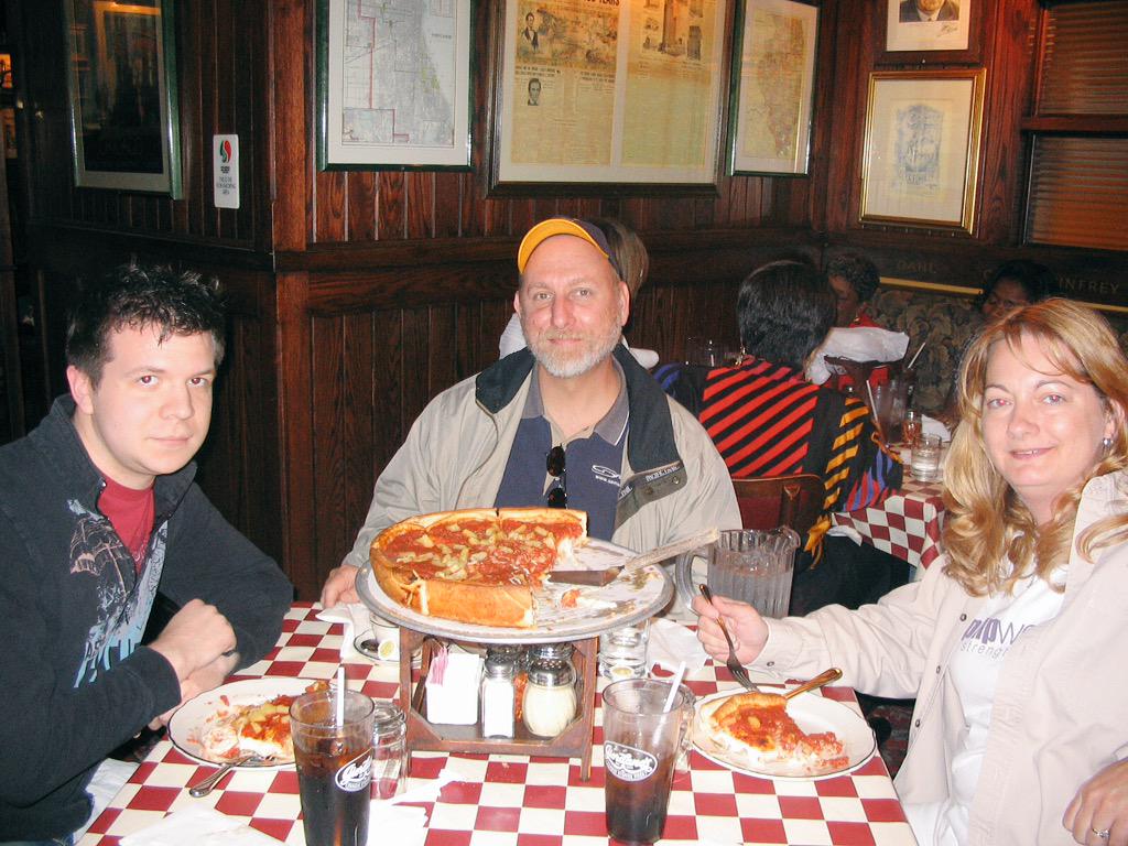 SAMSAInc's tweet image. #TBT to great times in Chicago at the PHP conference in &apos;07 #pizzapriorities #NavyPier