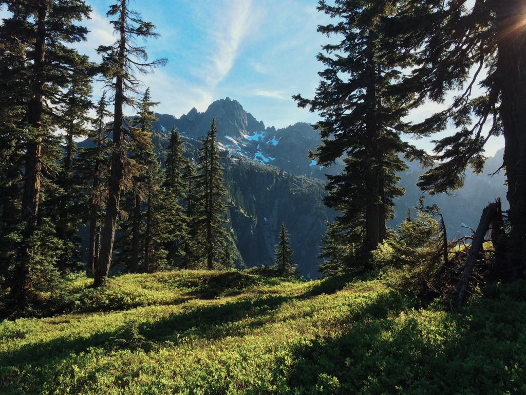 brannonronia's tweet photo. Snow Lake in Snoqualmie http://t.co/wLH1dKhHqL