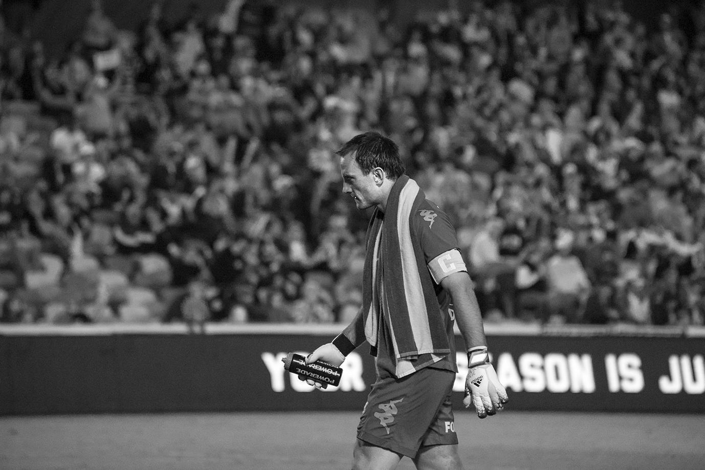 Happy Birthday to  & PFA Team of the Decade GK Eugene Galekovic. 