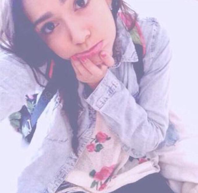 confbethalisha's tweet photo. here is a layout.Im so sorry we have been so inactive.Remember give credit or be BLOCKED -cassidy http://t.co/141UanCVpq