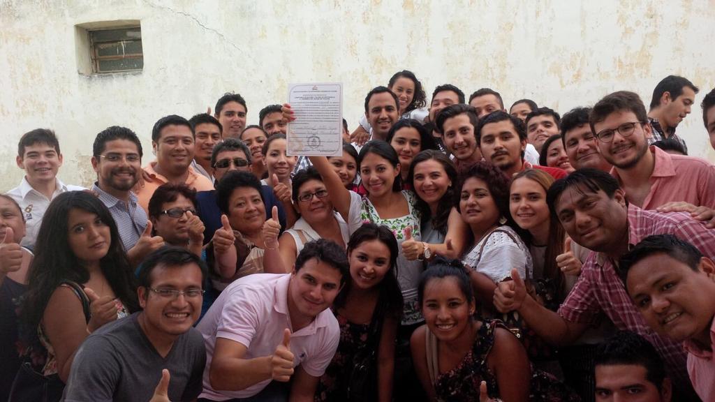 adancocom21's tweet photo. @MarisolSoteloR reitero mi confianza y apoyo hacia ti #RecuperamoElSegundo    felicidades #yosoyjovensotelo http://t.co/frIo4ErwWj