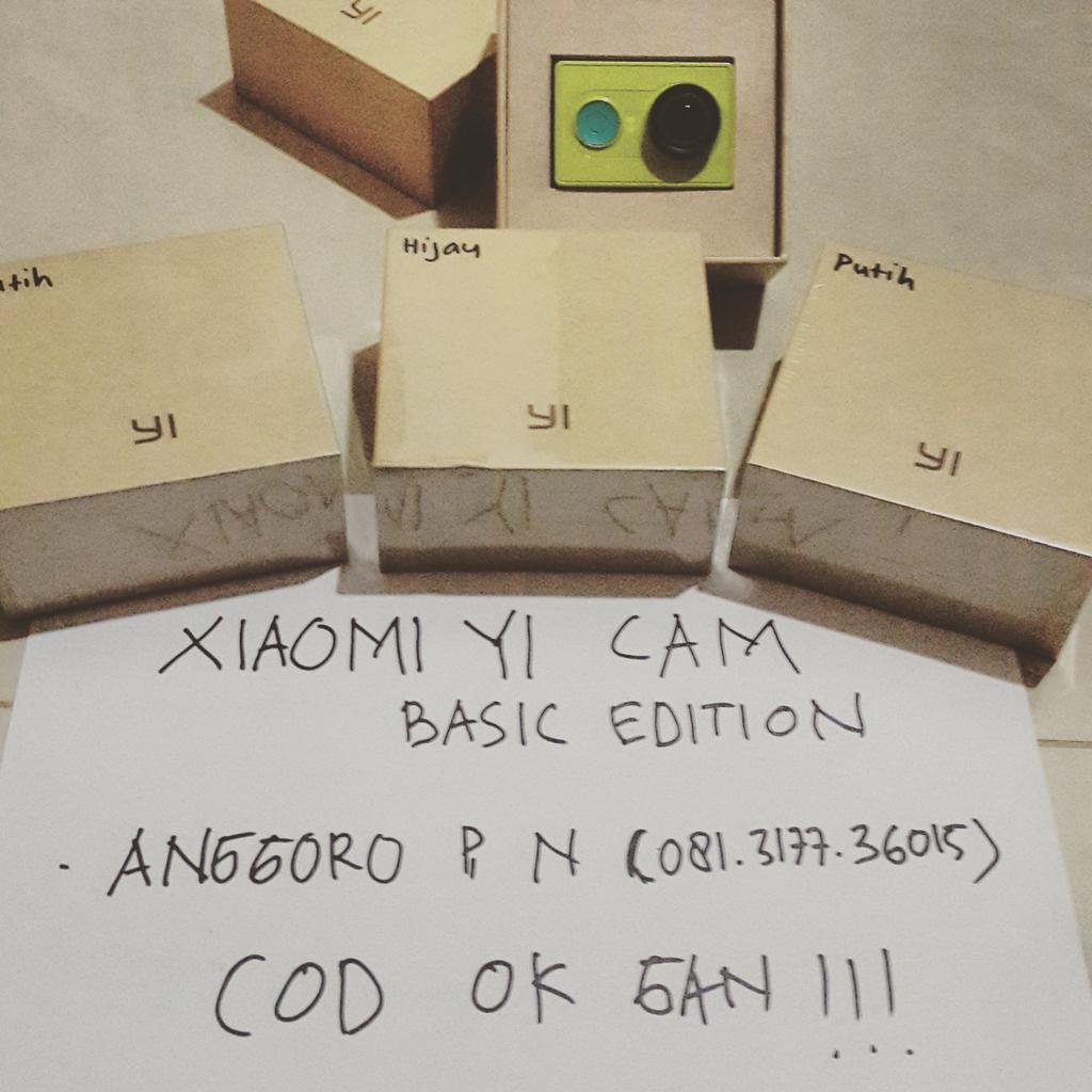 anggoropn's tweet photo. @AboutCirebonID Xiaomi Yi Basic Edition White n Green grs 1bln COD di TMP Kalibata. HP/WA:081317736015, pin:53782136 http://t.co/XqyGuX3VVK