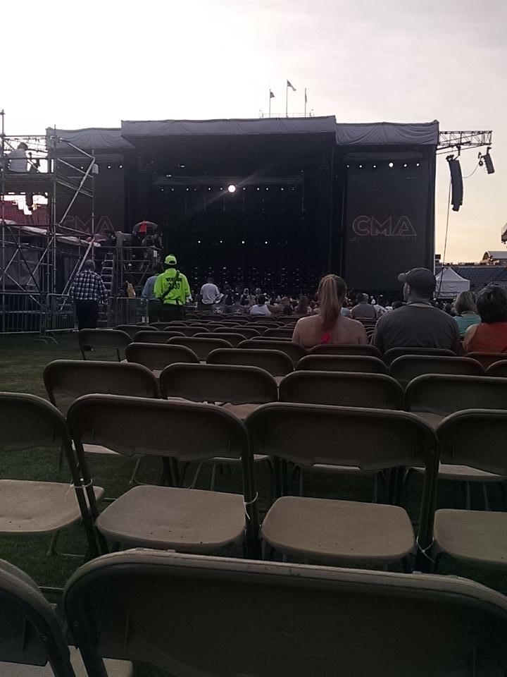 nbrandon15's tweet photo. @chevrolet #ChevyCMA my view at LP. Please upgrade!! We're here from central Wisconsin! http://t.co/NyyxhDkIHC