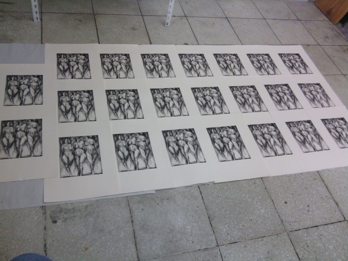 picassoarandas's tweet image. lista la edición de los tiempos de paciones  litografía 20 por 18cm.