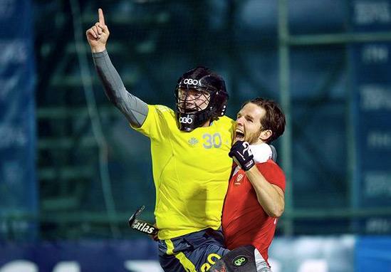 FieldHockeyCan's tweet photo. RECAP: Stunning shootout win moves Canadian men one step closer to the Olympic Games http://t.co/mGotzkvPew http://t.co/VBDP1vRy14