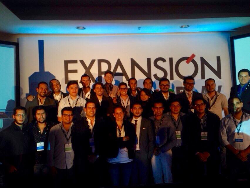 ExpEconomia's tweet photo. #SelectionDay Ellos son los participantes de #expnp #plugin http://t.co/4HAyIPm9zo