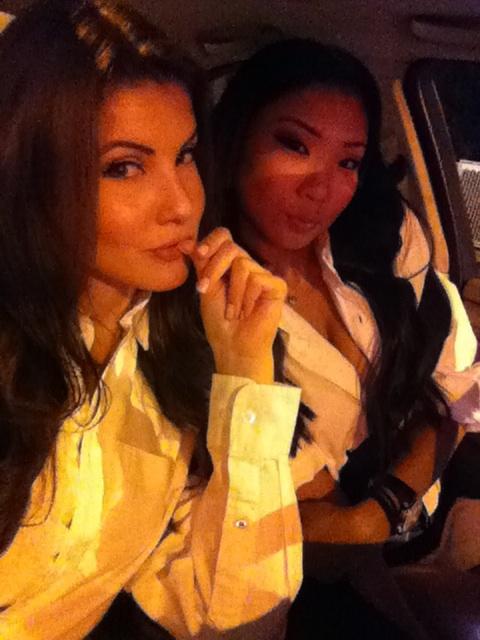 halloween with @amandacerny #tbt http://t.co/4PseBZdYPe