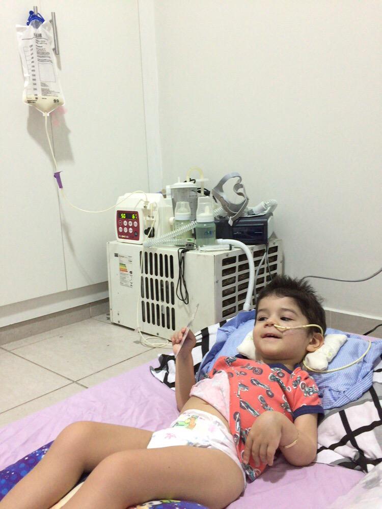 yandrif's tweet photo. Fabián es un niño especial y necesita ayuda URGENTE por favor🙏🏻 @NicolasMaduro @jaarreaza @TareckPSUV @danicabello11 http://t.co/73G2fsgBTj