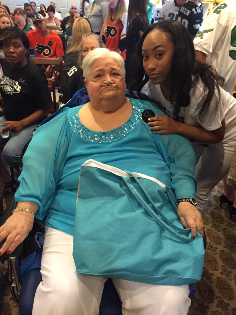 Andrea_2gudd's tweet image. Rest easy Unc 🙏🏽, fly high ✈️ like the "Eagle" you were. 💘 and miss you . #RipBigD #Dk #Eagles4you