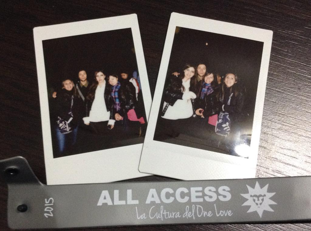 Sofiavillar's tweet photo. Resumen del #Jamming2015 La felicidad ser parte de la música en vivo y poder trabajar en lo que más te gusta ✌️ http://t.co/y1qaYt2OKh