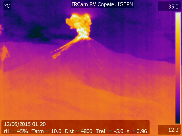 CultureVolcan's tweet photo. #volcan #volcano #Reventador l'activité explosive se poursuit/explosive eruption is ongoing http://t.co/YPQ4yWFYgR