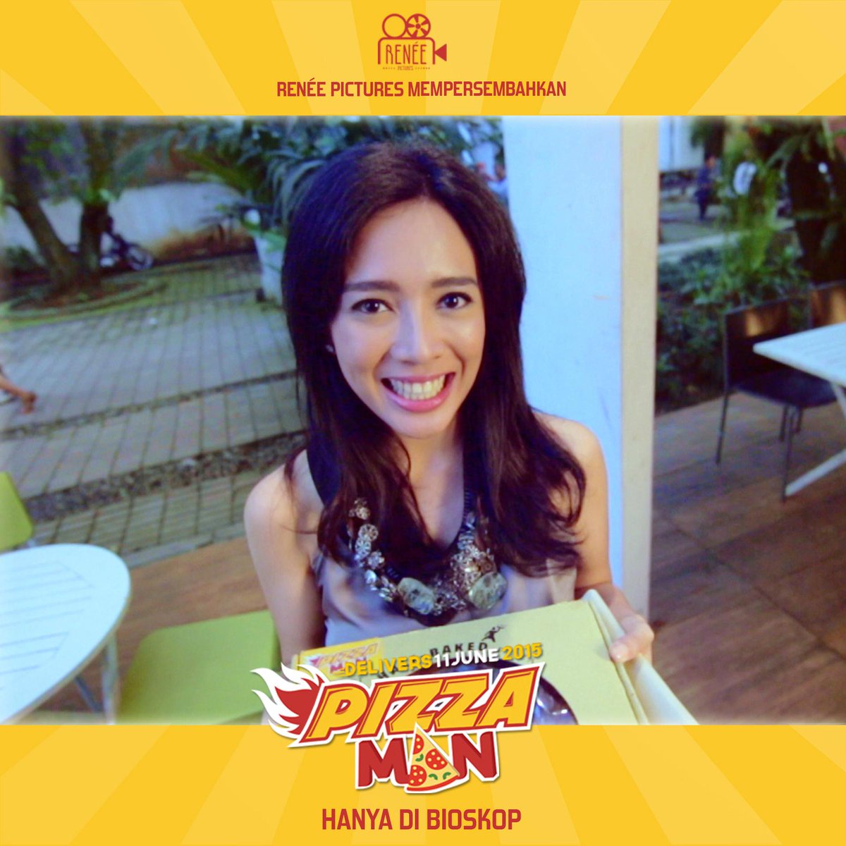 CreatorMediaID's tweet photo. @deA_Ananda dalam #FilmPizzaMan .Sudah tayang di bioskop lho! Yuk cek trailernya http://t.co/2N1WAU74wk http://t.co/IHdKQR9jea