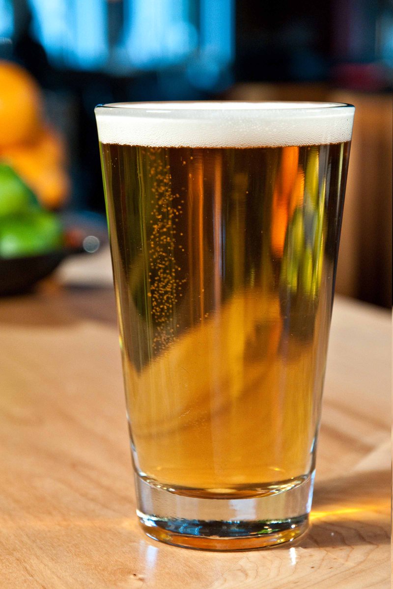 crollspizza's tweet photo. OnTAP: AlamedaIslandBrew Cavanaugh Kölsch! Golden beer w/ beautifully balanced malt and hops+subtle notes of fruit. http://t.co/x7nskaZ8hT