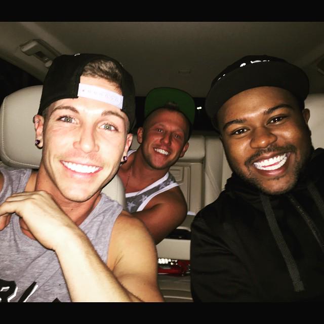 ToddJSaporito's tweet photo. #IG2Buffer: (@jackson.702 #jackson.702) A little last minute family night with the boys! @michaelryanlv @cor_re #mov… http://t.co/n1fslV0EnY