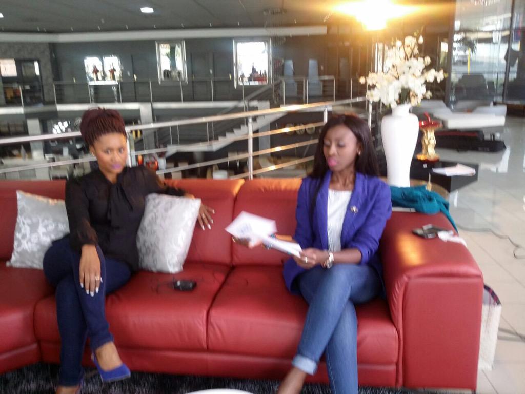 STTPointShow's tweet photo. #EssopRandburg came to play at our shoot of #STTP. They furniture set up was too nice. The cast though WOOOOOW http://t.co/Ob1DQOfLhz