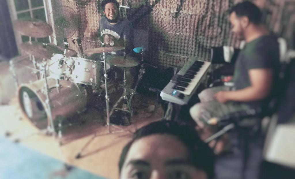 Defanaticsmx's tweet image. En el enseye🚬💰🔫💊🛀