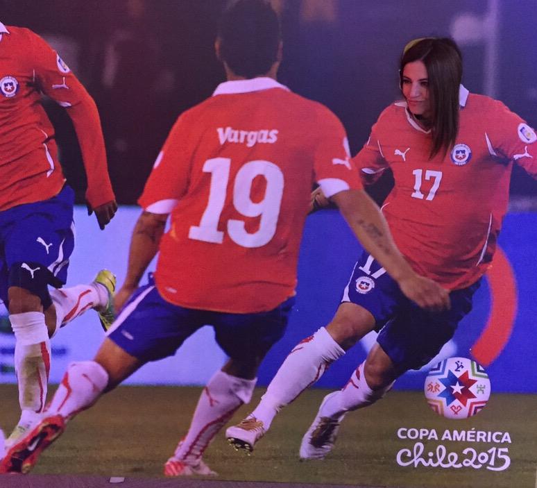 FarydeKaid's tweet photo. Viva Chile!!! #Chile #Copa America #futbol http://t.co/p3rLXAnY0i