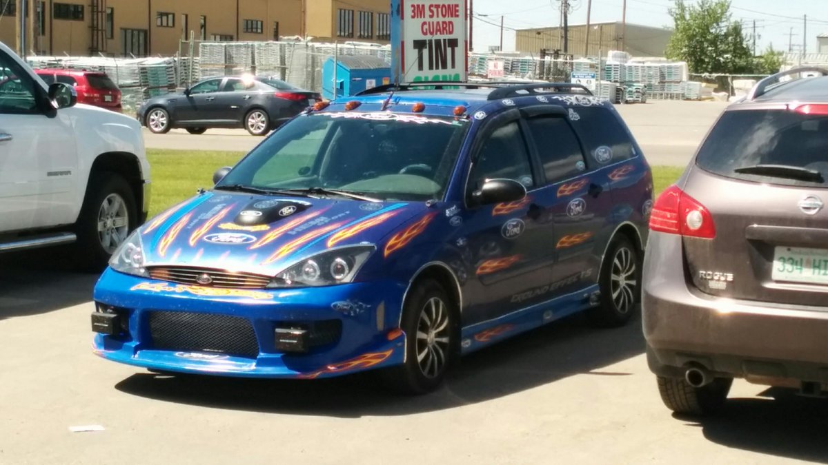 ShittyCarMods's tweet photo. http://t.co/9dcyGVWbb0