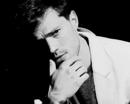 nnicole0902's tweet photo. I wish you a fabulous FriGrey for everyone..π @JoneLoves #GreyInterns #OfficalFifty #FiftyFamily http://t.co/a7hDH8QflJ