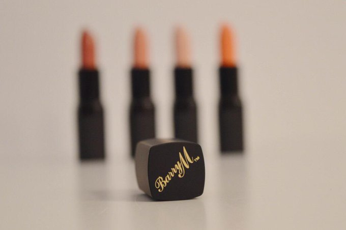 Very #matte @BarryMCosmetics this Friday's beauty blog post http://t.co/YmTYj6g2dP http://t.co/0ueDq<a href="/tag/matte"class="tags">#matte</a><a class="tags" target="_blank" title="On Twitter" href="/?out=eyJ0eXAiOiJKV1QiLCJhbGciOiJIUzUxMiJ9.eyJpYXQiOjE3MjI5MDA2NTksImlzcyI6InR3cG9ybnN0YXJzLmNvbSIsIm5iZiI6MTcyMjkwMDY1OSwiZXhwIjoxNzU0NDM2NjU5LCJyZWRpcmVjdF91cmwiOiJodHRwczovL3R3aXR0ZXIuY29tL0JhcnJ5TUNvc21ldGljcyJ9.1t0kT_CTKEFLyL0yQpECu-OvtSlxORXVvYX4QuUBigUrumv3vOpsWvophxcTcC4W120qIy6g7roqOhJr6JD0Cw">@BarryMCosmetics</a>