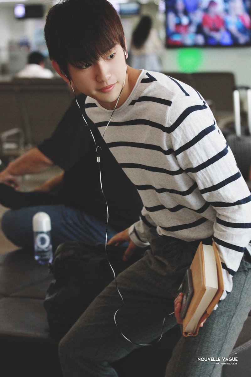 FloweJr's tweet image. Junior, you.