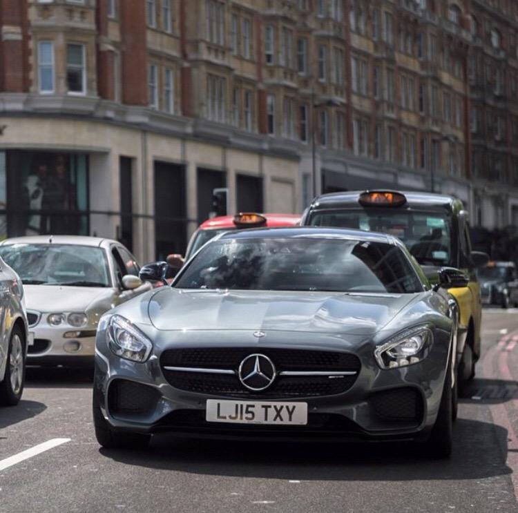 _OnlyCars's tweet image. Mercedes AMG GTS 😍
@MercedesBenz @MercedesAMGF1