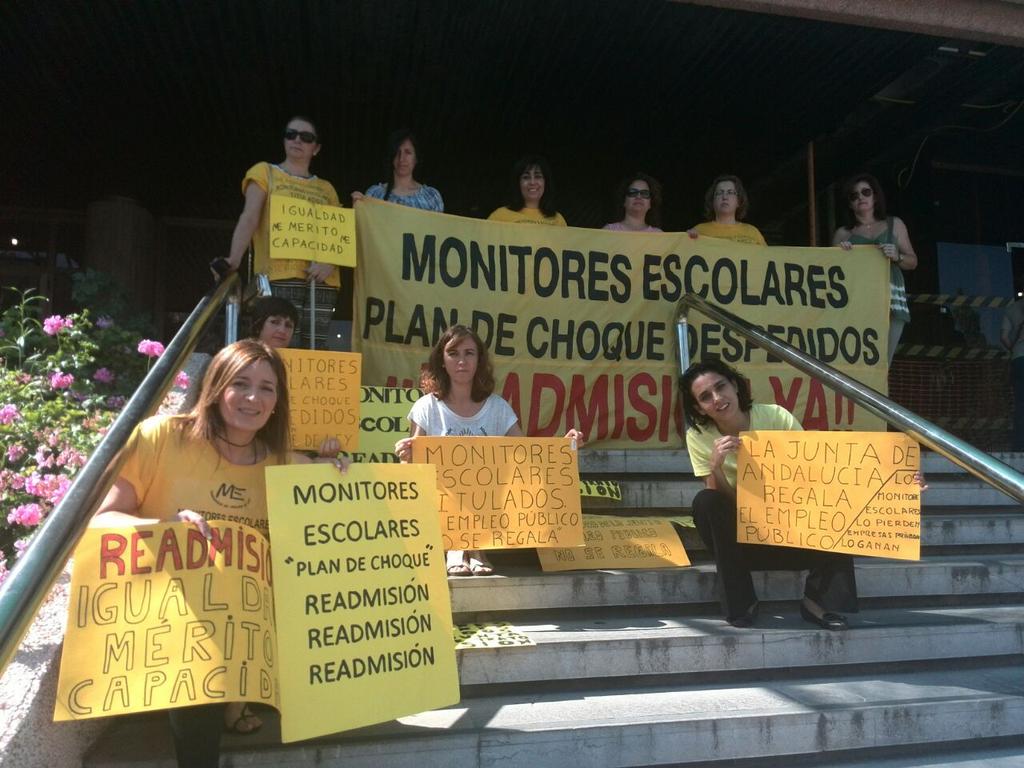 saragarciag57's tweet photo. @MEscolarChoque no nos rendiremos ante tanta injusticia! @LaMareAmarilla @lacosatalcomoes #MEChoqueReadmision http://t.co/Xlp8d94rti