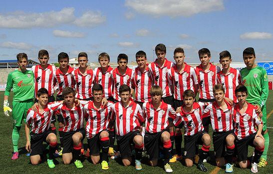 canteradelezama's tweet photo. Comenzamos la #NikeCup de forma inmejorable. Final: Athletic 2-0 Elche. ⚽ Mikel Cubillo y Asier Córdoba. http://t.co/kxzBIJBYRb