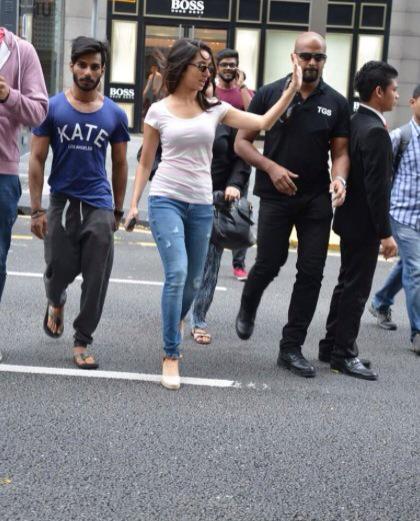 Shraddha Kapoor Daily tweet media