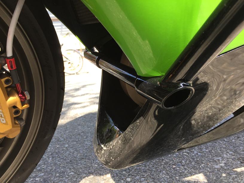 ZX-6RにSick製スタントケージ、FORSTUNT製クリップオン、COREMOTO