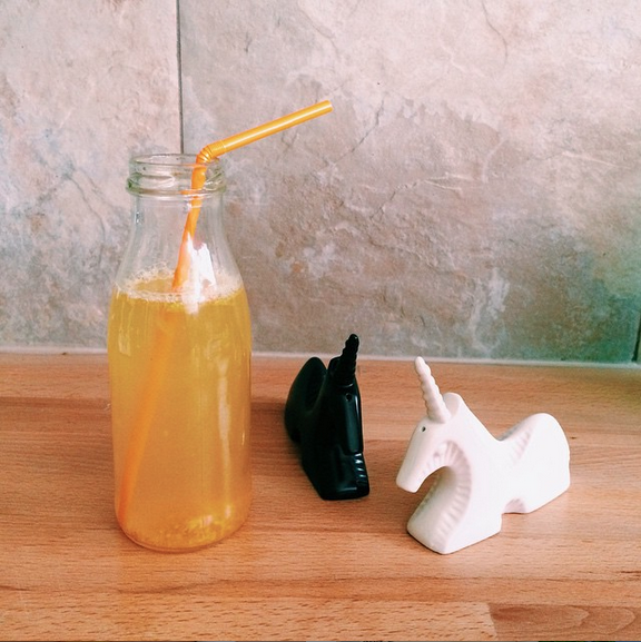 HemsleyHemsley's tweet photo. It's Friday! Have you tried our #PepUpTea? Get the recipe for this immune boosting all-rounder in #TheArtOfEatingWell http://t.co/4ryzNIi3pI