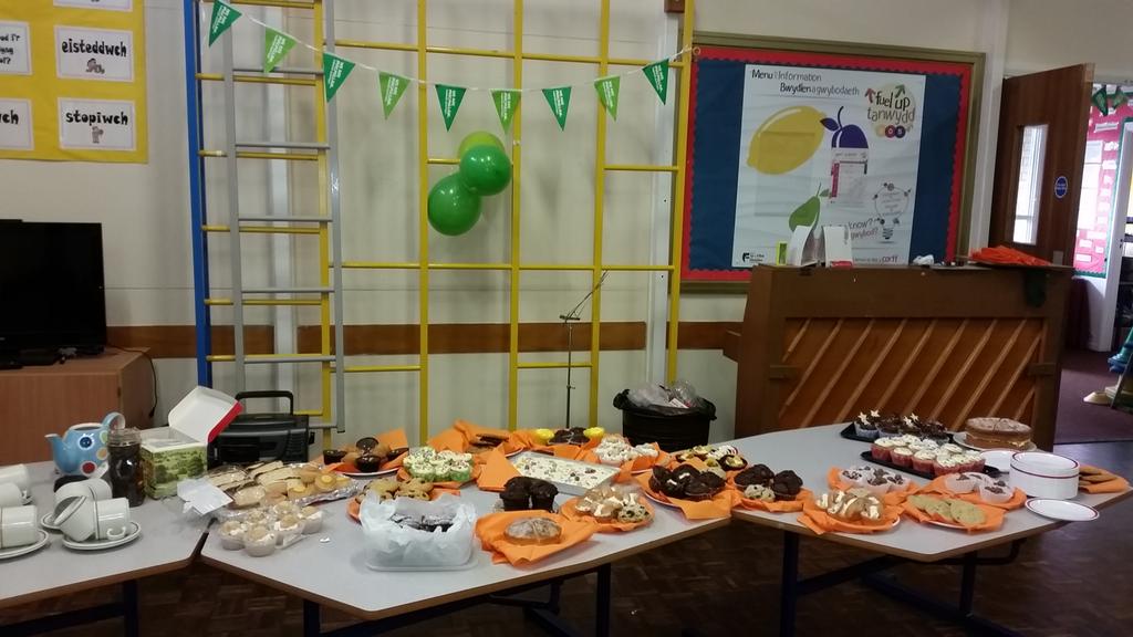 emmapricerobert's tweet photo. All set up for @macmillancoffee....well  done @yowenjones!!! @dailypostwales @FlintshireChron 😊😊😊 http://t.co/dAgfv8lCyr